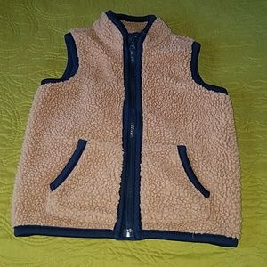 Sherpa Vest, Basswood Brown in color